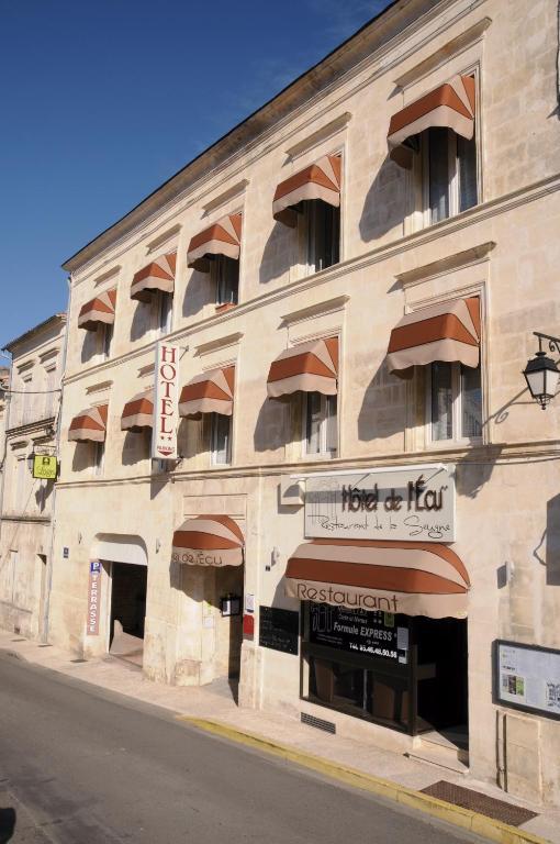 Hotel Restaurant De L'Ecu Jonzac Exterior photo