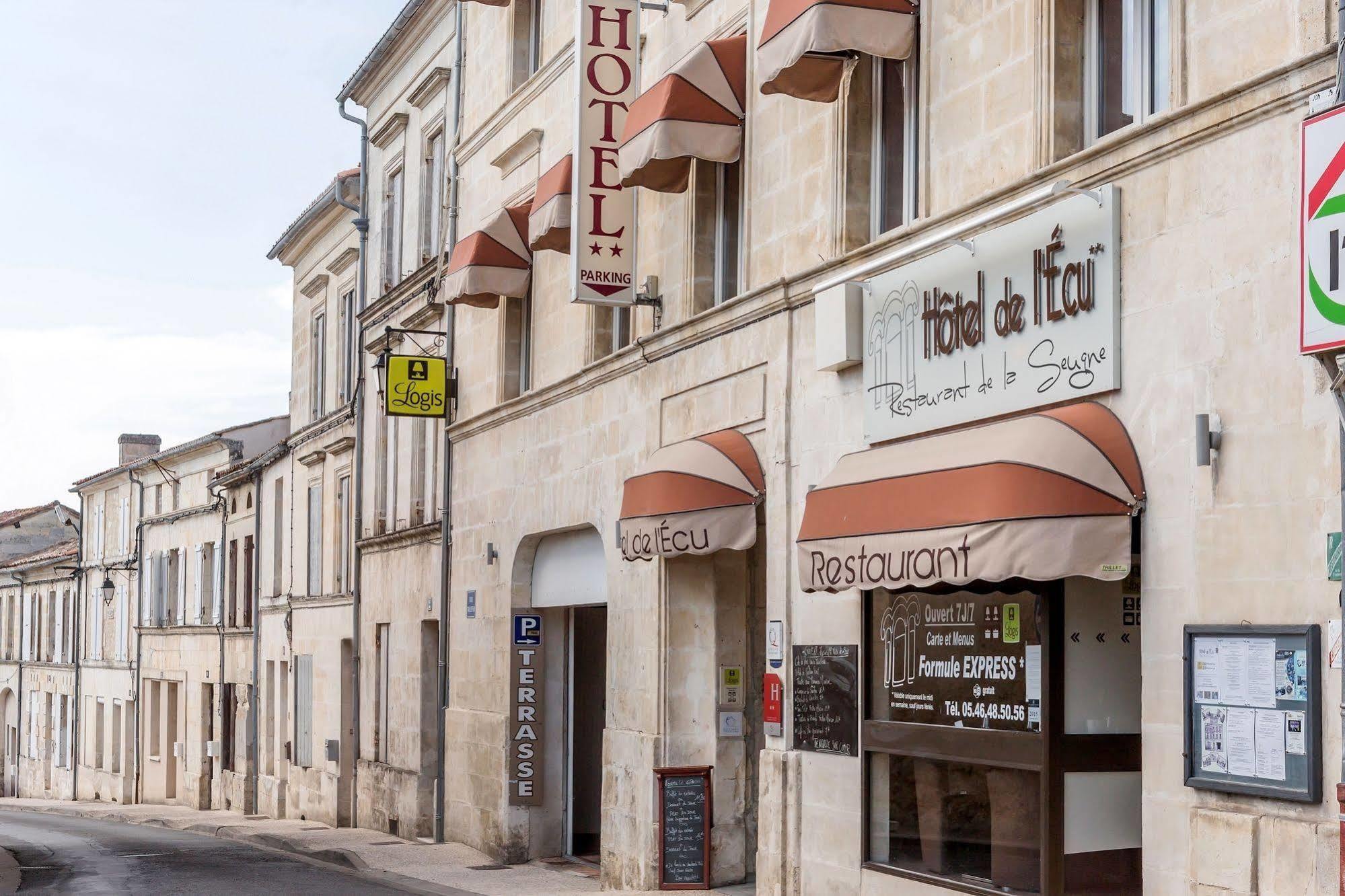 Hotel Restaurant De L'Ecu Jonzac Exterior photo